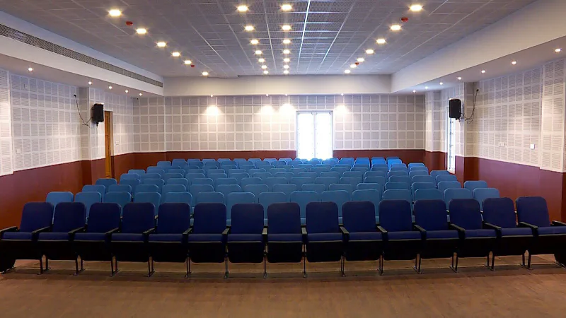 The auditorium, photo 3